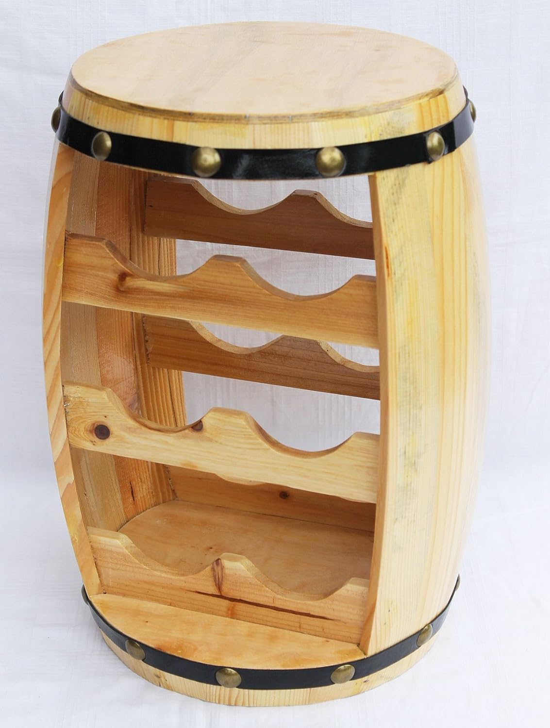 Weinregal aus Holz in Fassform