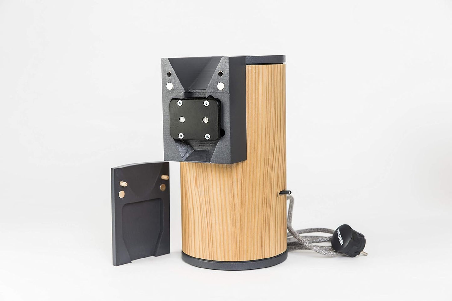 Elektrische Flockenquetsche aus Lärchen-Holz, Lärchen-Holz