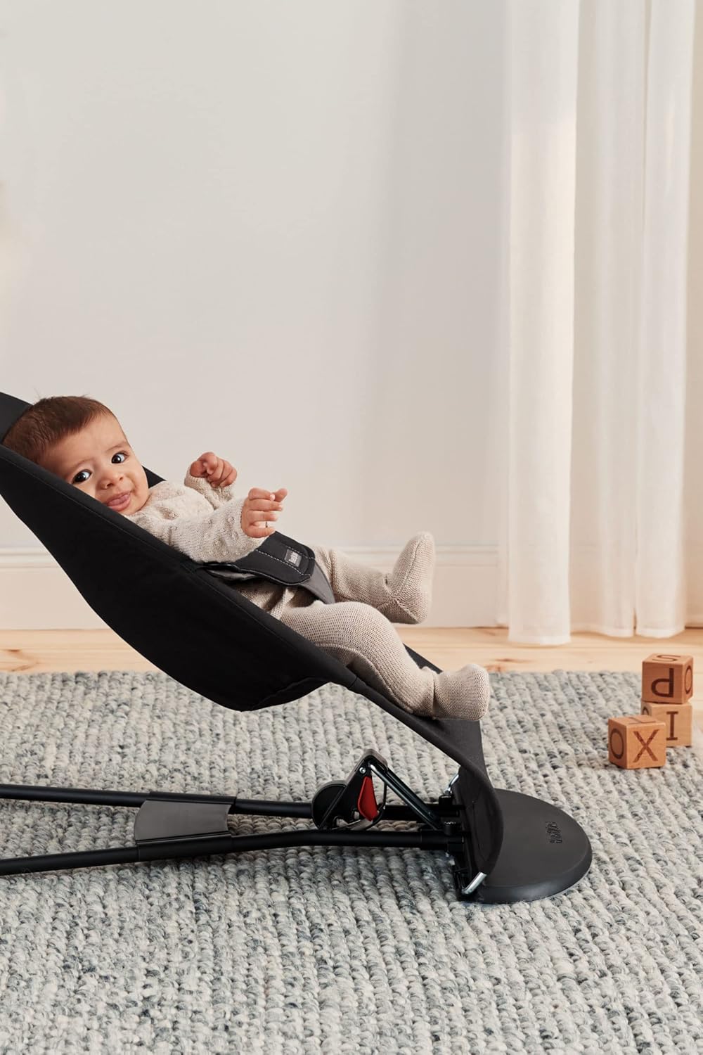 Babywippe Balance Soft, Gewebt/Jersey Schwarz/Dunkelgrau