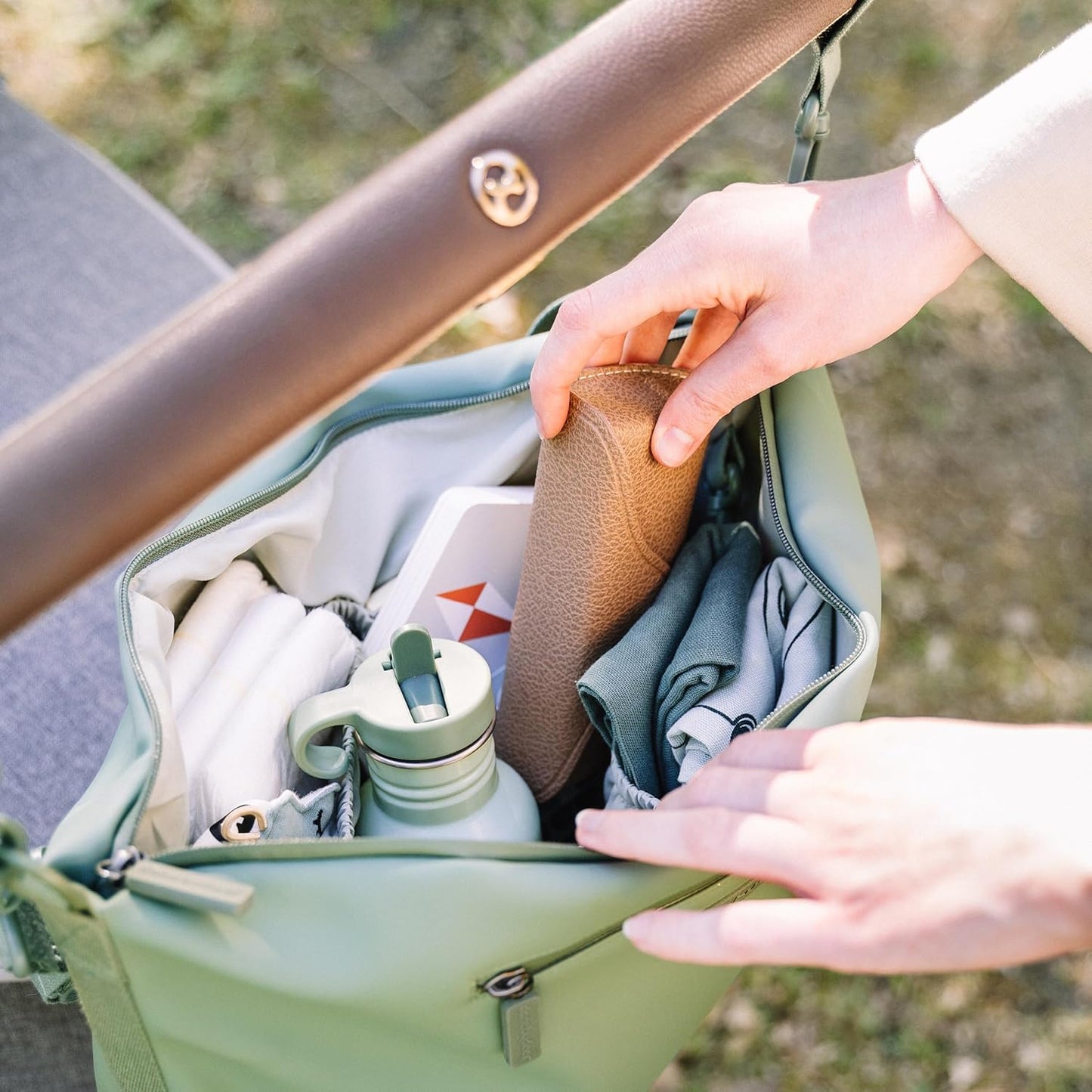 Kinderwagen-Wickeltasche mit Haken, verstellbar, 10L, Grün