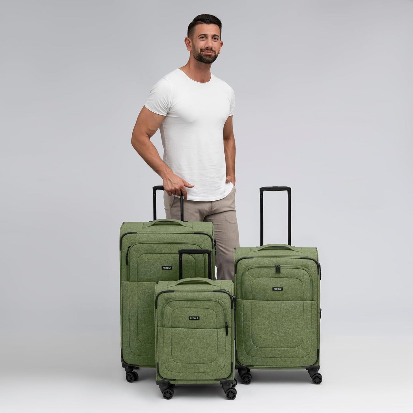 Essentials 12 THREE SET 4-Rollen Kofferset 3-tlg. mit Dehnfalte, Kofferset (3-teilig) erweiterbar Olive
