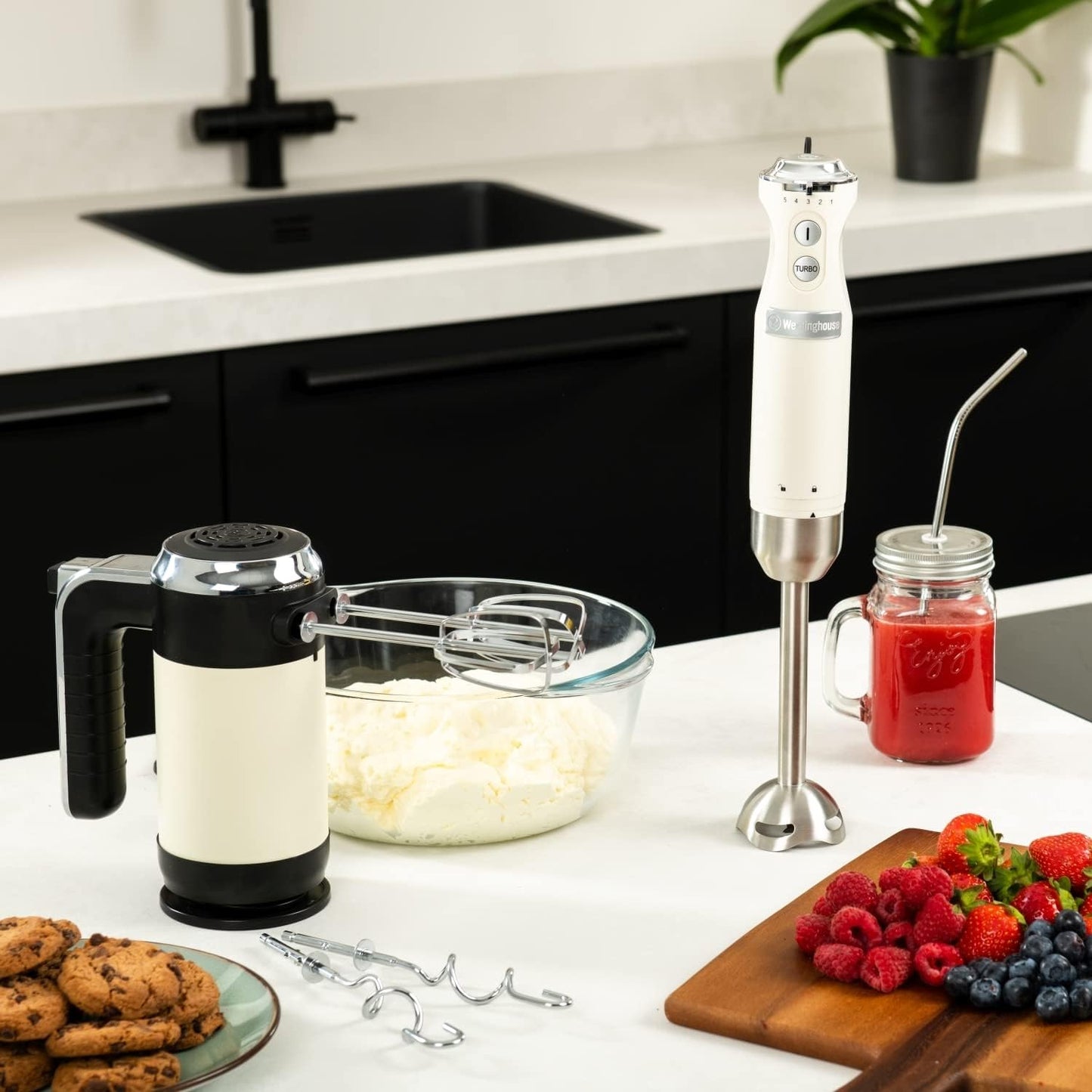Retro Handmixer mit 5 Geschwindigkeiten + Timer, Weiss