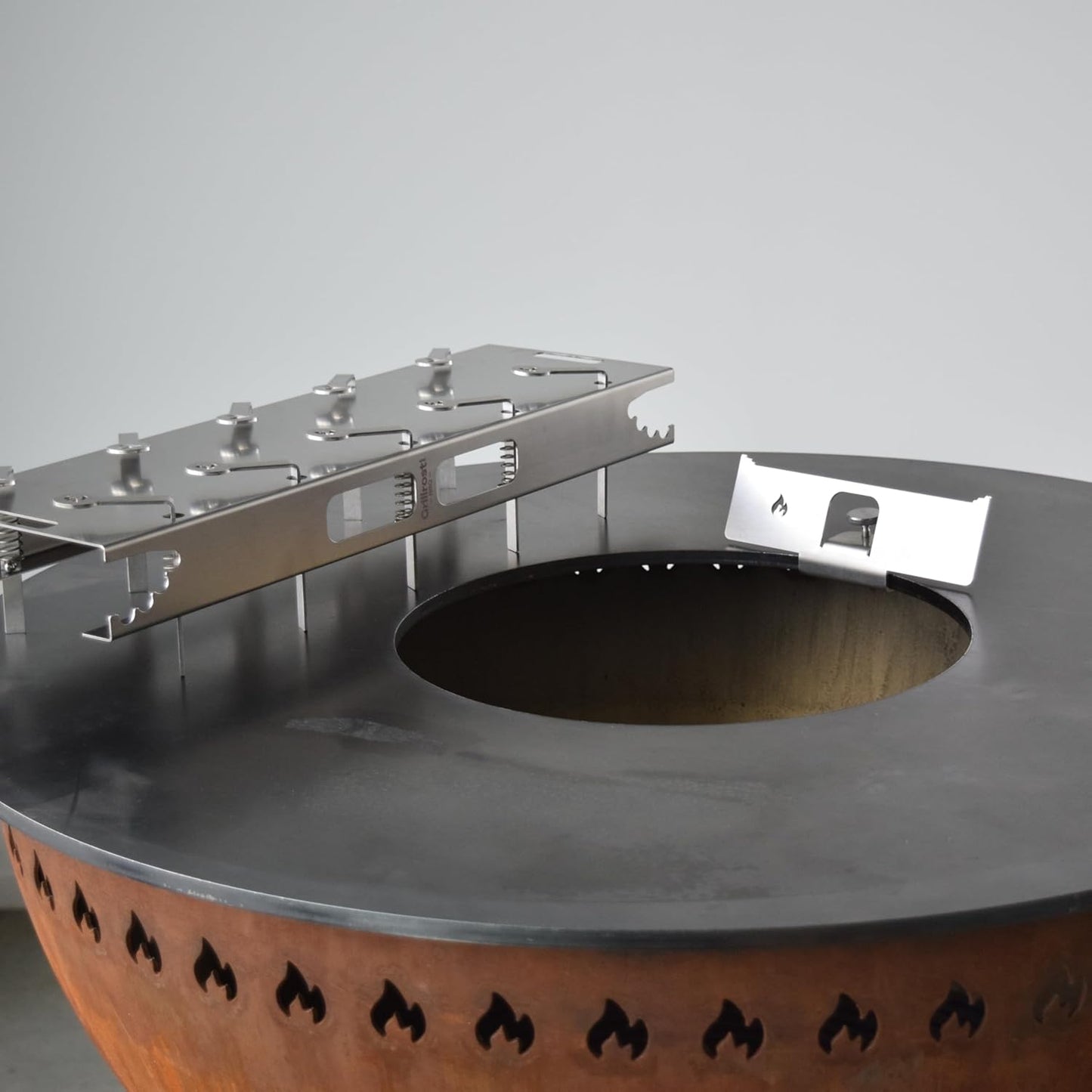 Feuerplatten Adapter für Flammlachshalter, Adapter für Flammlachshalter an Feuerplatte