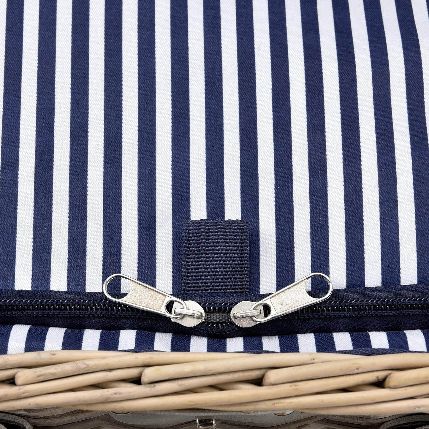 Lysaker - Picknickkorb-Set für 4 Personen mit Kühltasche, Blau-weiss 40 x 28 x 19 cm