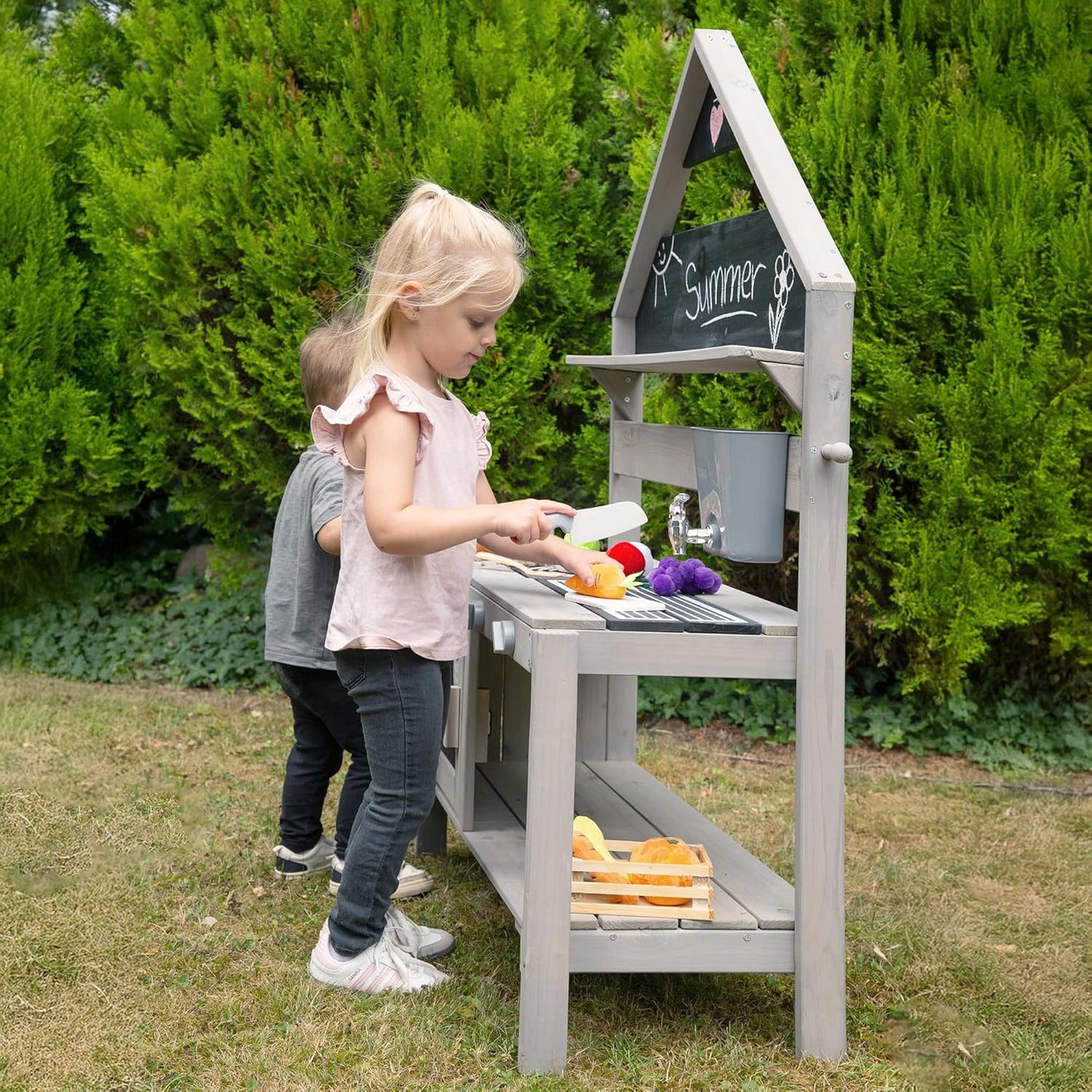 Outdoor Spiel- und Matschküche in Hausoptik, Grau Hausoptik