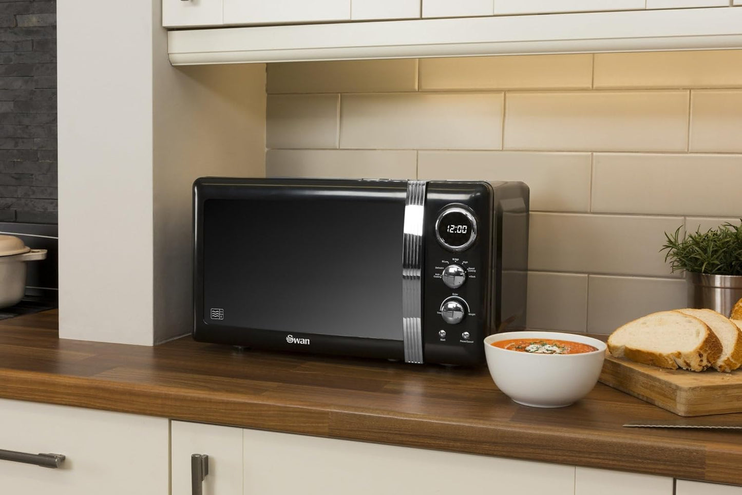 Retro Digitale Mikrowelle SM22030LBNEU, Timer und Auftaufunktion, Schwarz