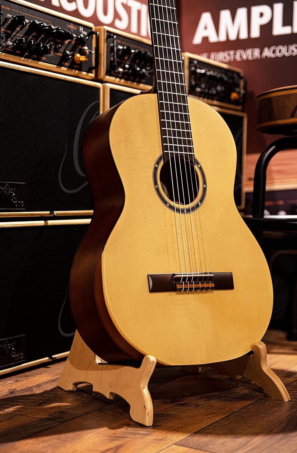 Gitarrenständer für Akustik- und E-Gitarren