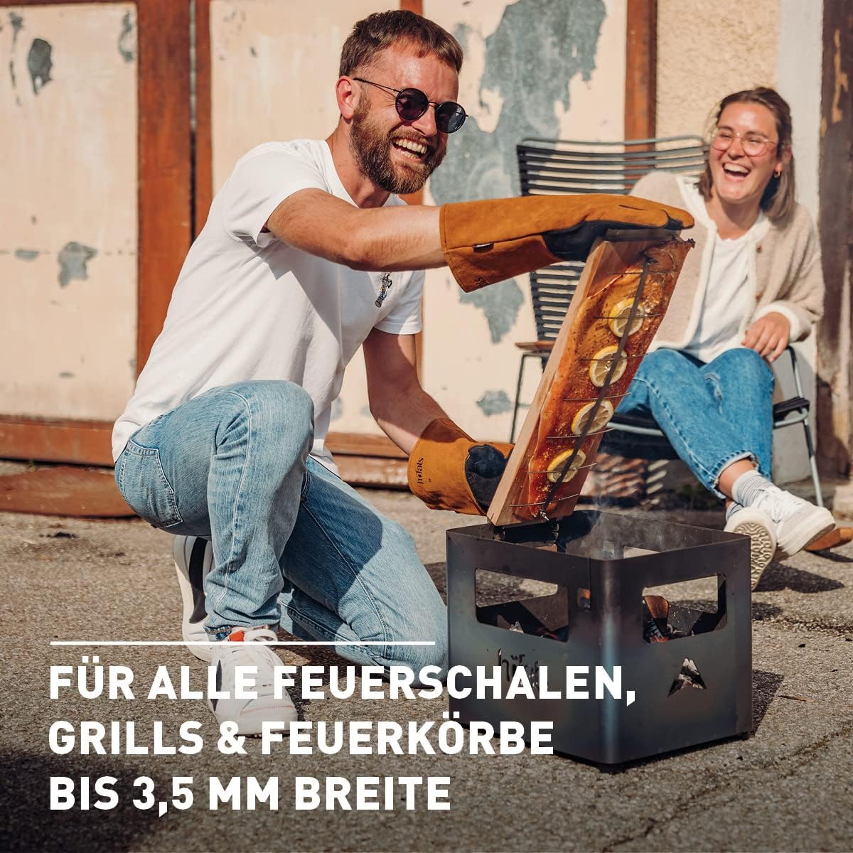 Flammlachsbrett, Flammlachs mit Halterung