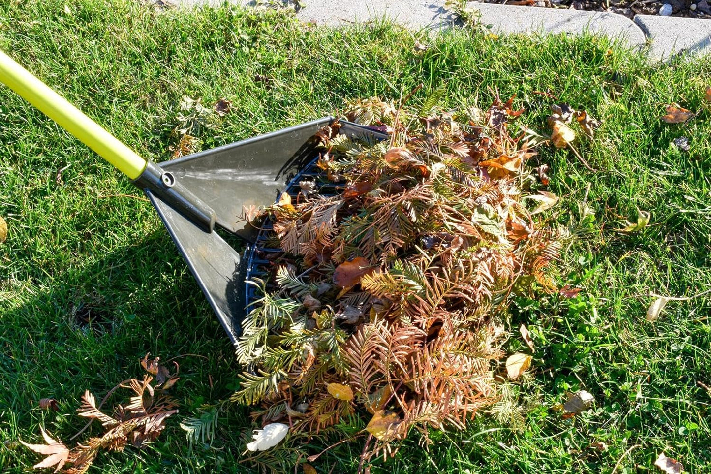 Multifunktionaler Garten-Schaufelrechen
