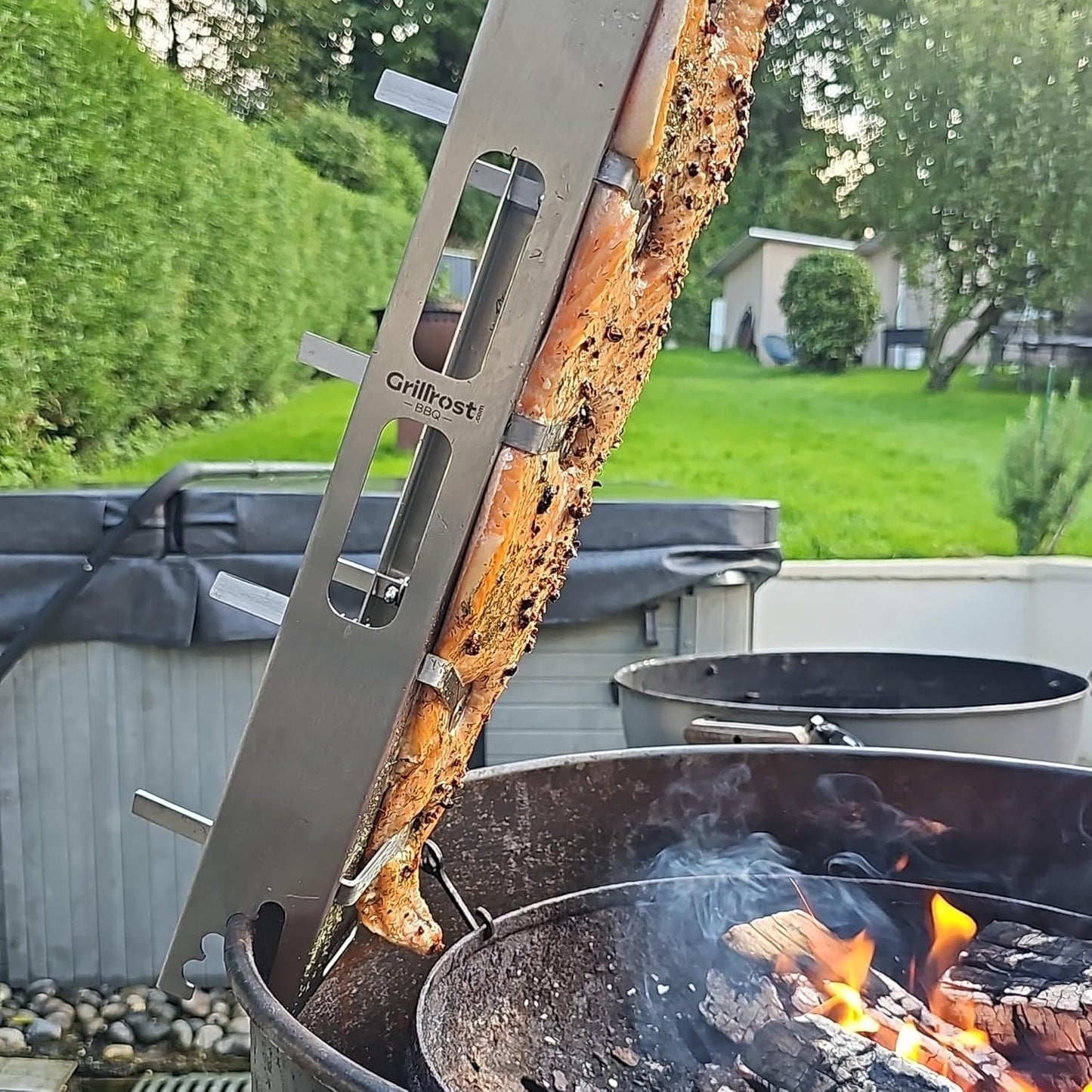 Flammlachsbrett aus Edelstahl, Grillrost.com Flammlachshalter