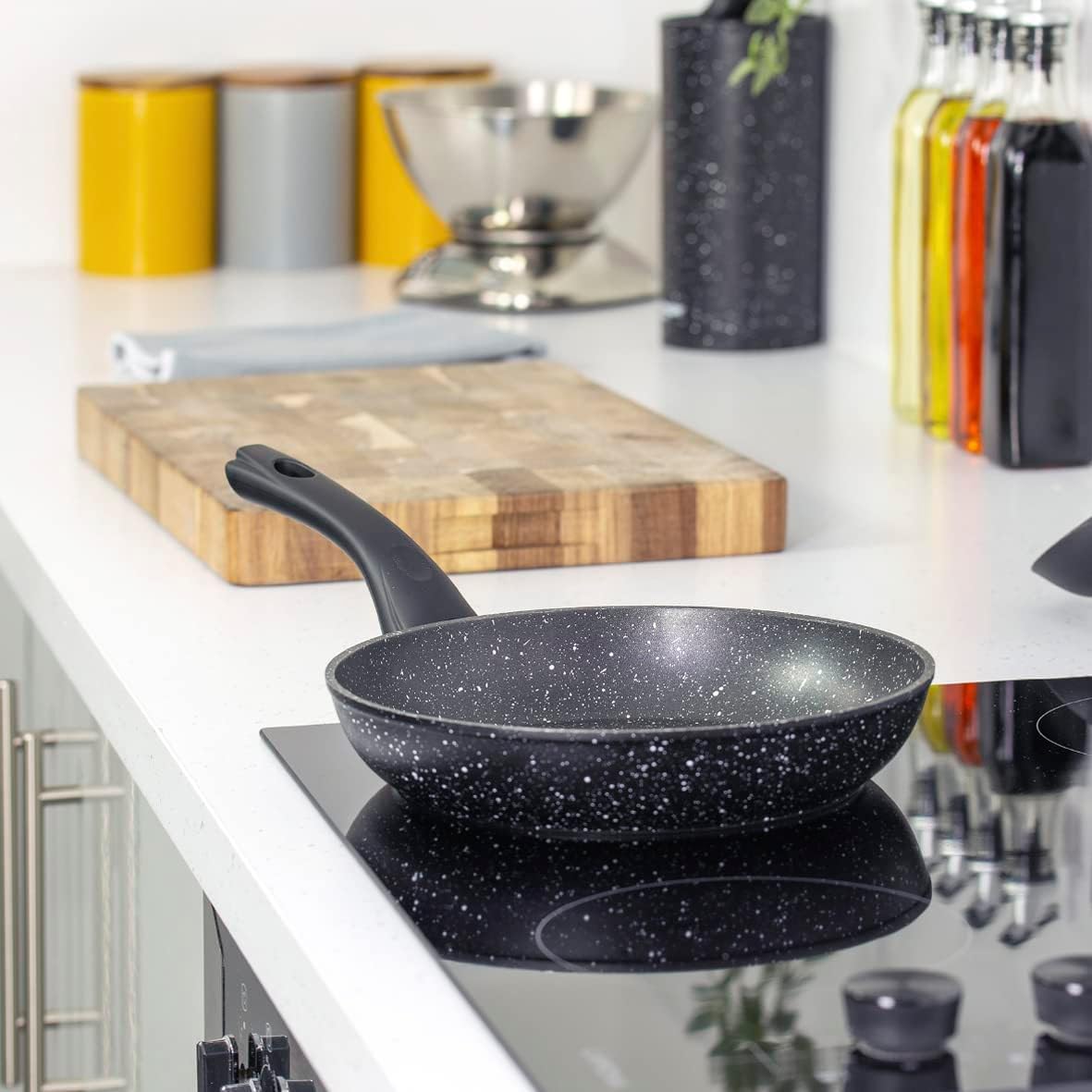 Antihaft Bratpfanne für Induktion & Gas (28 cm), Schwarz 28cm