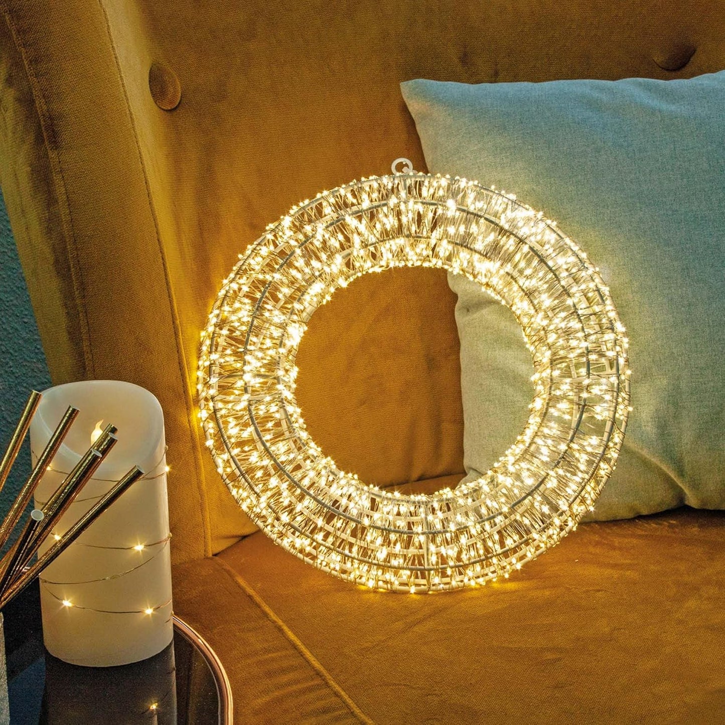 LED Lichterkranz mit Timer, 30cm, 1440 warmweisse LEDs, Warmweiß - Kranz mit Tauperlen-lichterkette ø 30cm / 1440 LED