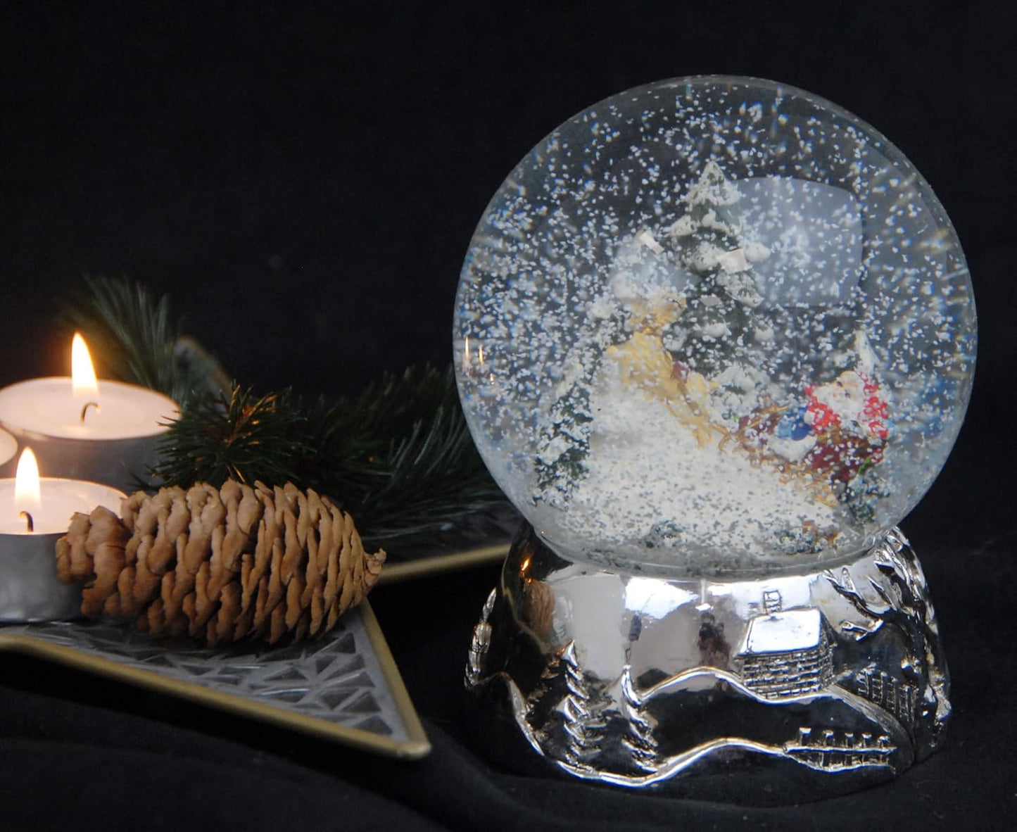 Schneekugel Weihnachtsmann