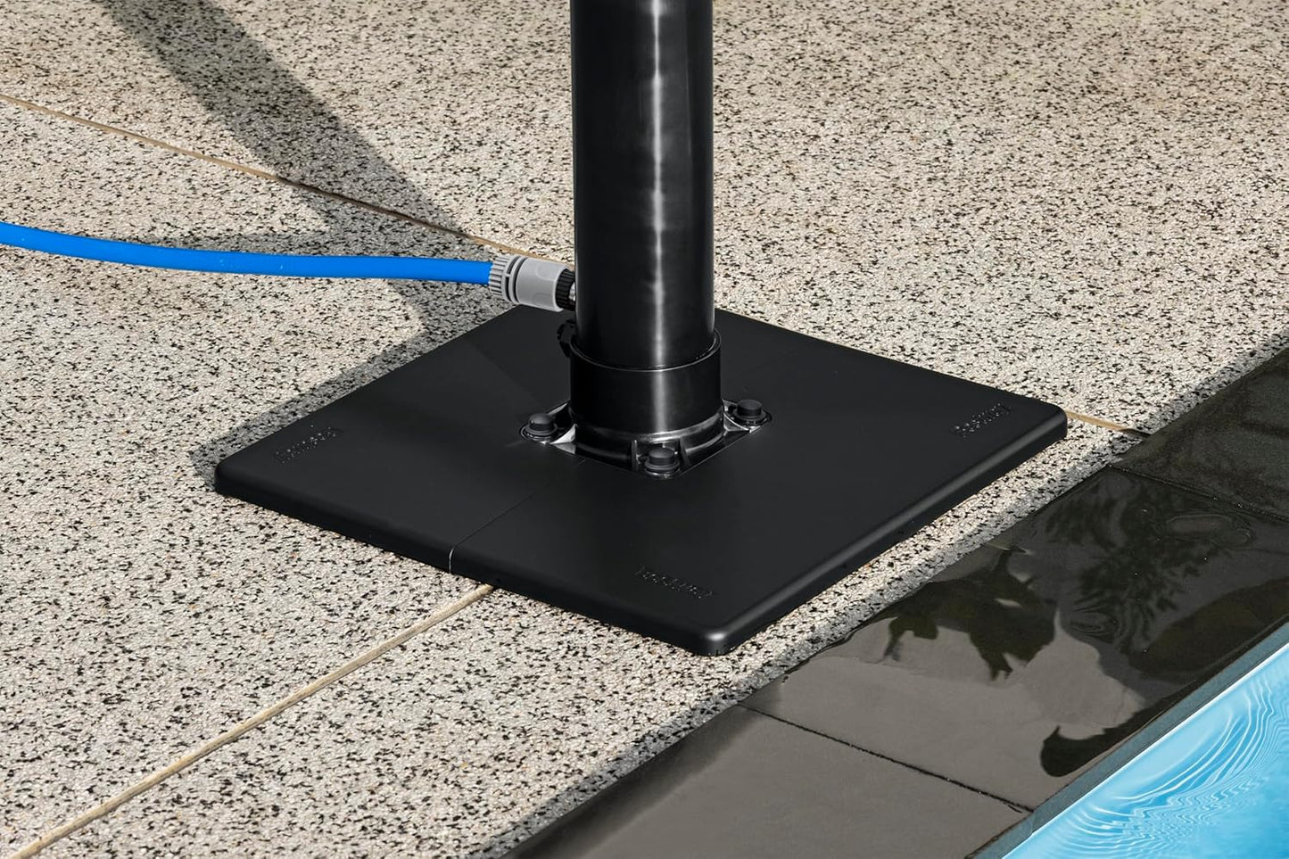 SolarFlow, 50 x 50 x 218 cm schwarz-silber