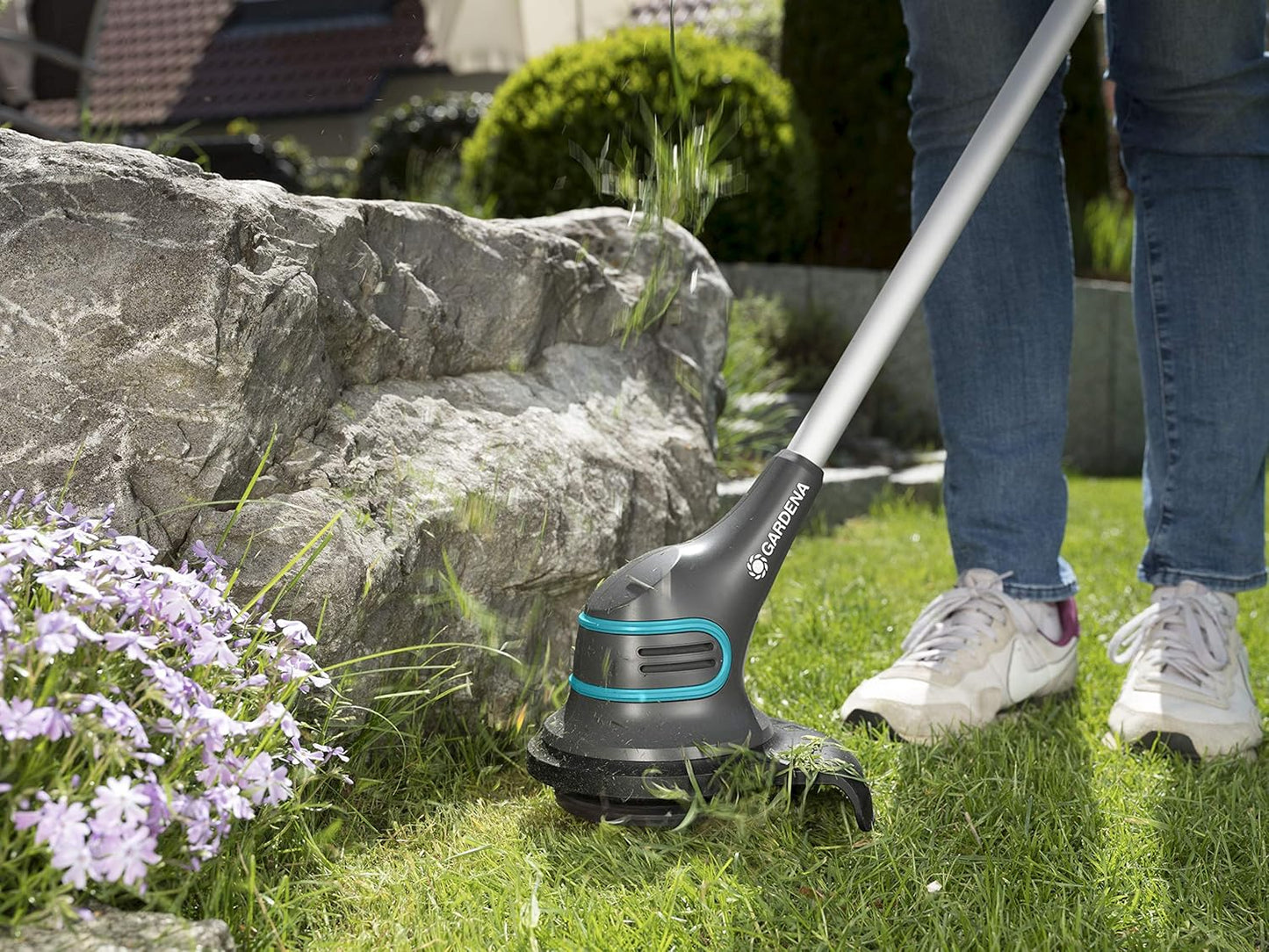 Akku-Trimmer SmallCut Li-23R mit Kunststoffmessern, Ø 23cm | 18V/2,0Ah inkl. Akku SC