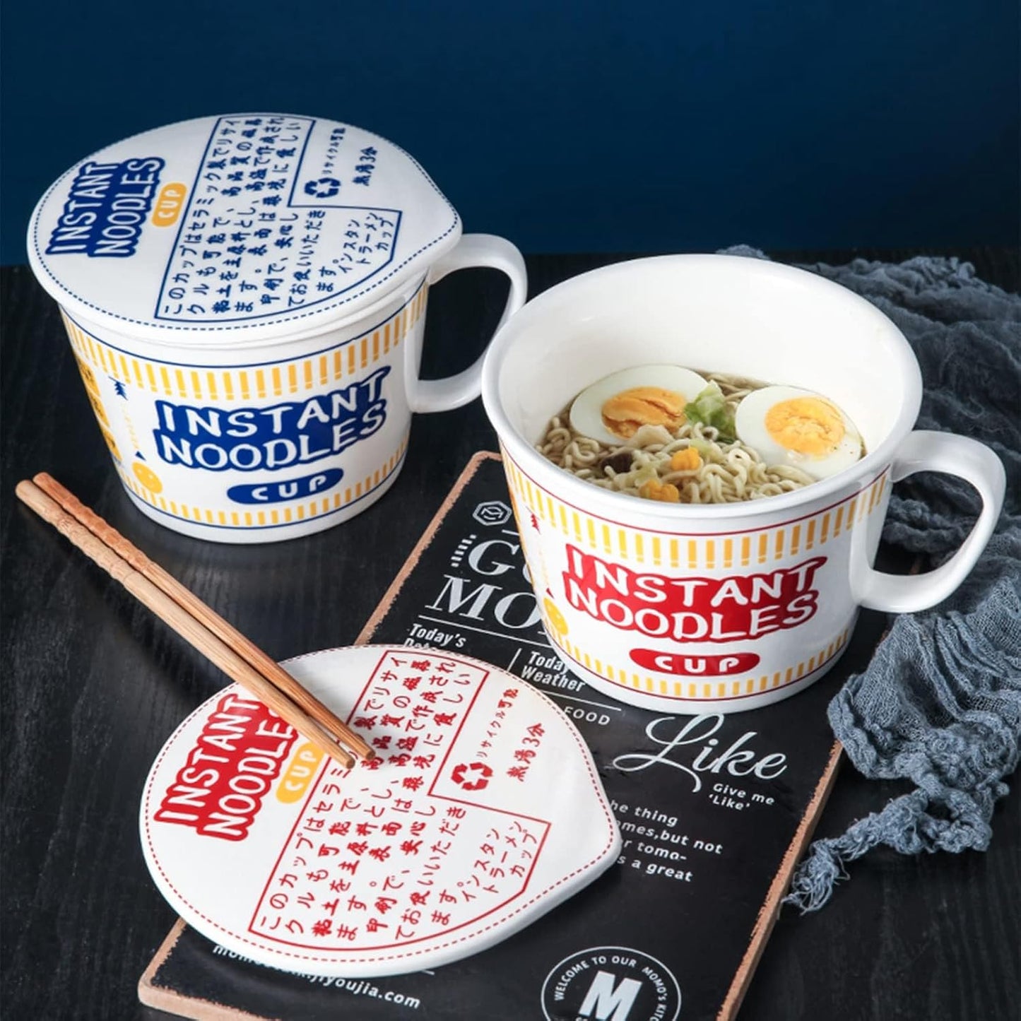 Ramen-Schüssel mit Deckel, 2 Stück Rot und Blau