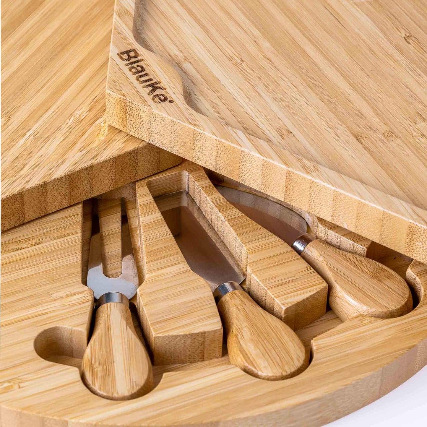 Rundes Käsebrett-Set mit Käsemessern