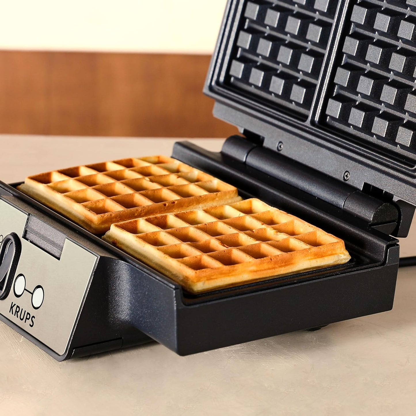Iconic Waffeleisen FDK261, Keramikbeschichtete Antihaft-Platten
