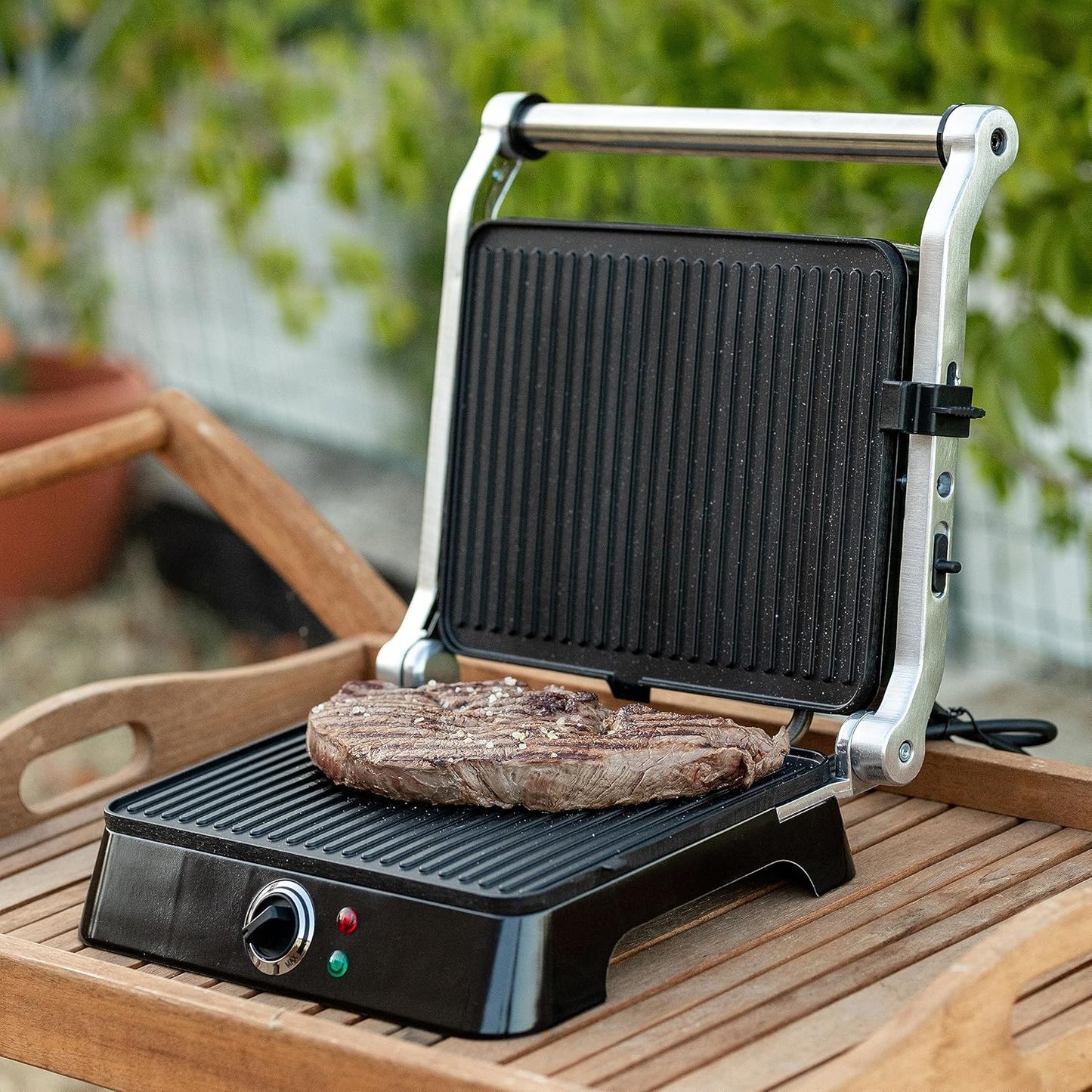 BS44 Grillpfanne mit Petravera-Beschichtung, Schwarz-edelstahlgrau