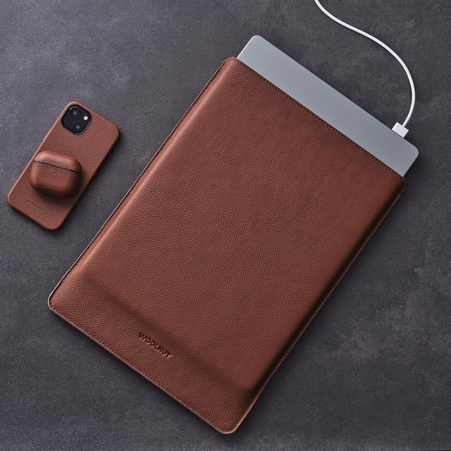 Lederhülle für MacBook Air 15, MacBook Air 15 / Cognac Braun