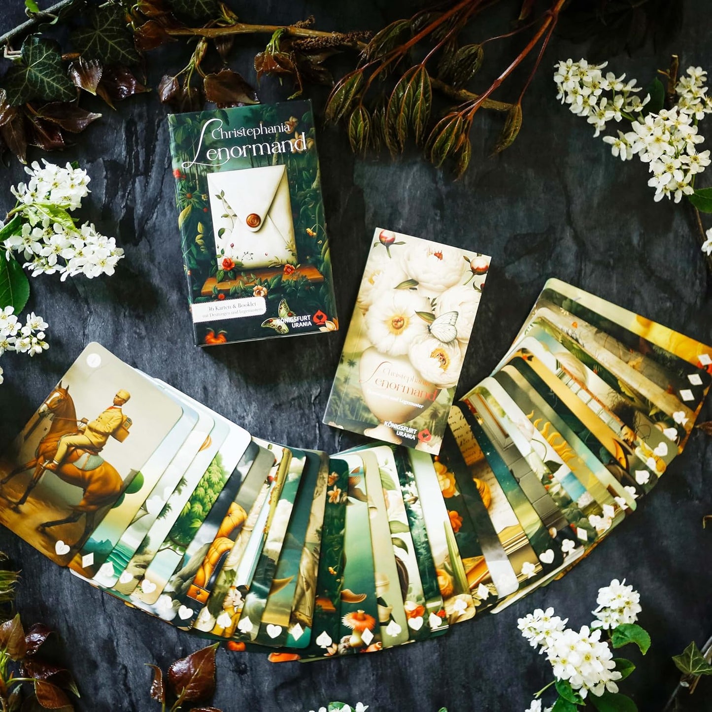 Christephania Lenormand - 36 Karten & Booklet, Gebundenes Buch