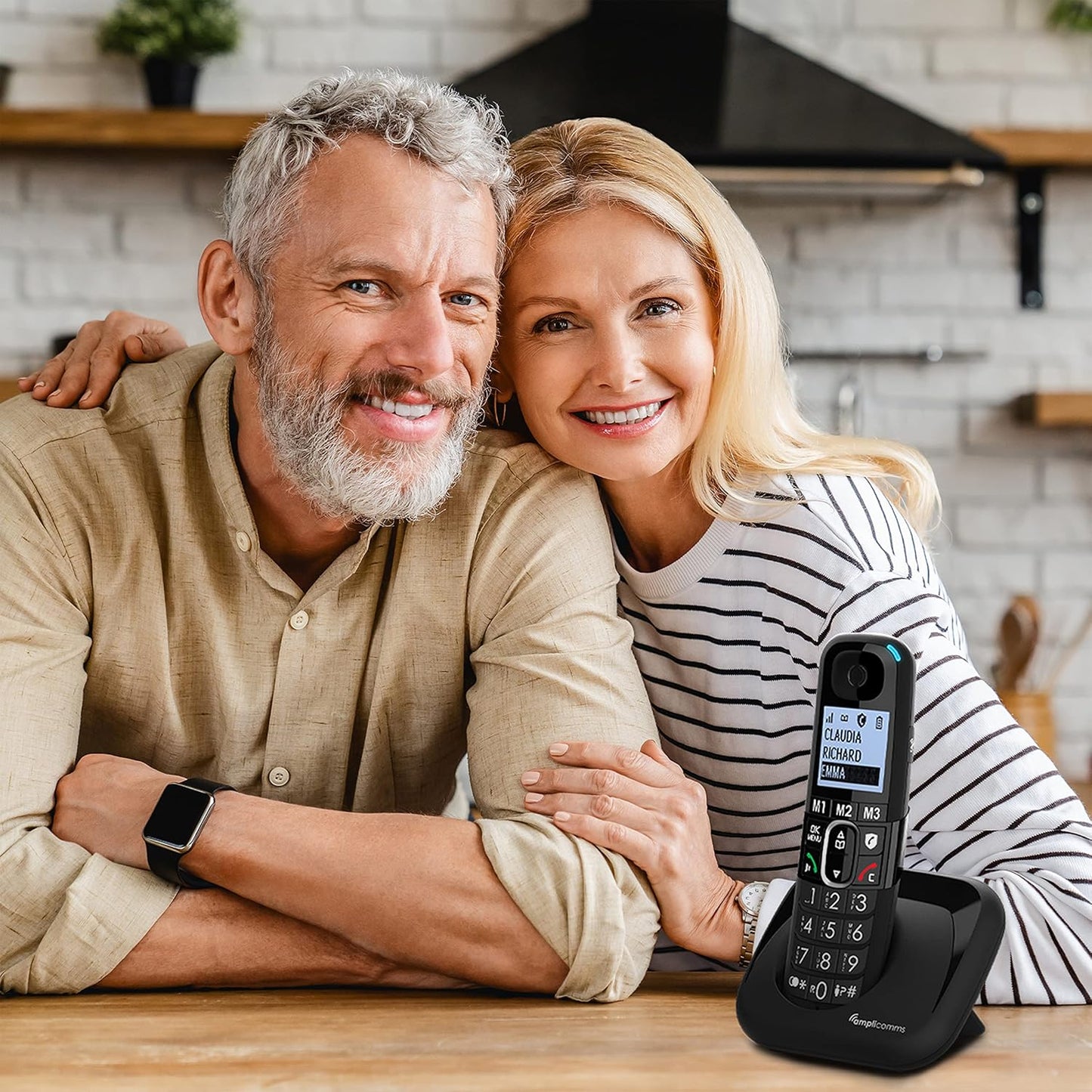 BigTel 1583 Grosstasten-Telefon-Set mit Anrufbeantworter (3 Mobilteile)