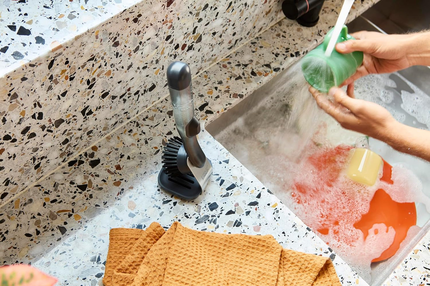 SinkTech Bürste mit Spender und Halterung, mit Ständer