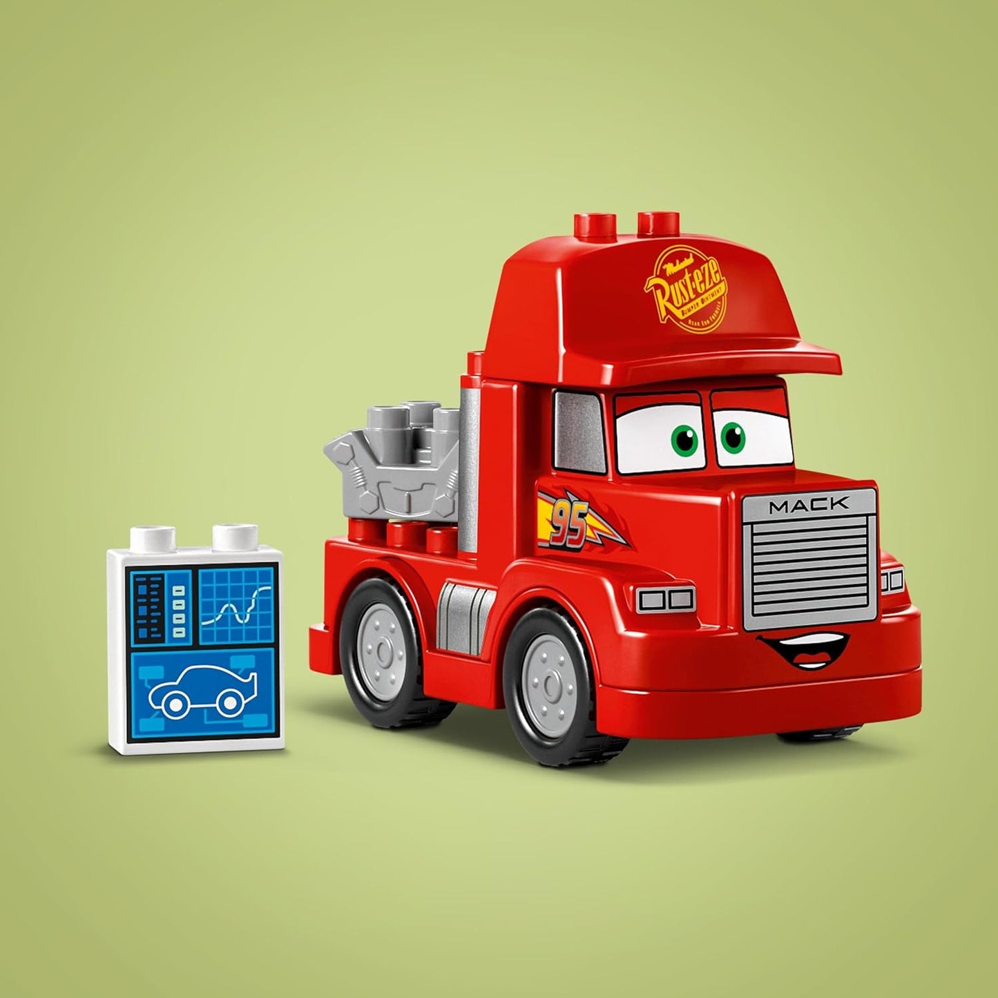 Duplo Cars Mack Truck beim Rennen