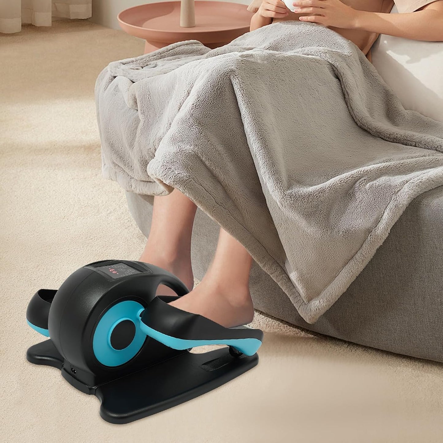 Elliptische Maschine unter dem Schreibtisch, Blau/Orange