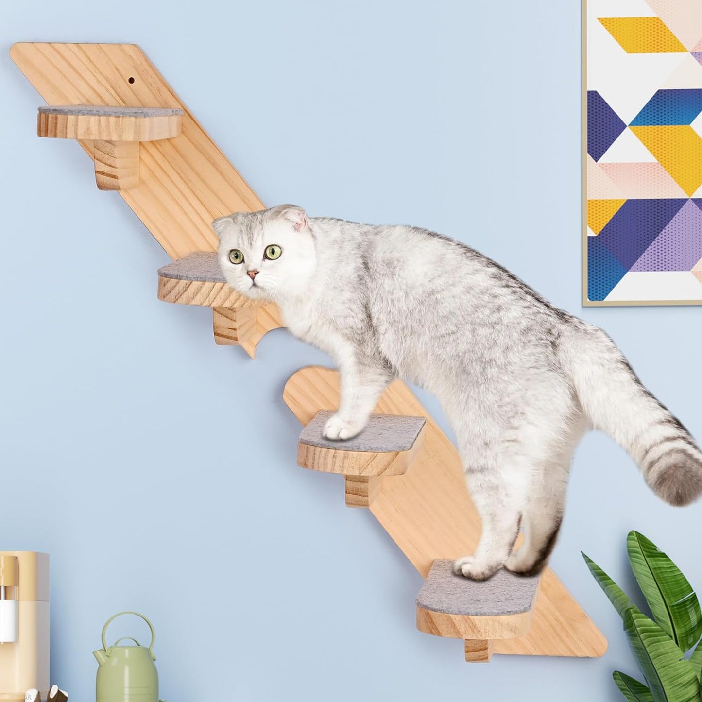 Wandmontiertes Katzen-Kletterregal mit Plüsch-Treppen