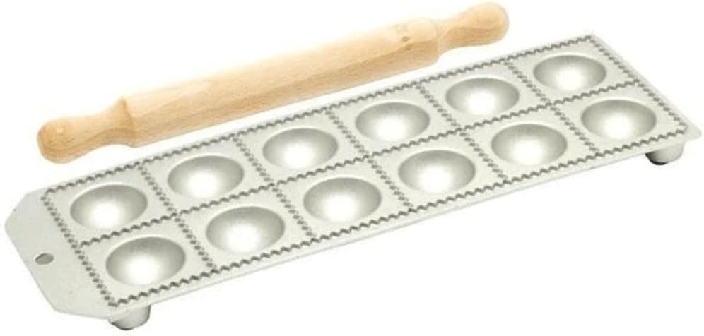 Ravioli-Maker mit Nudelholz
