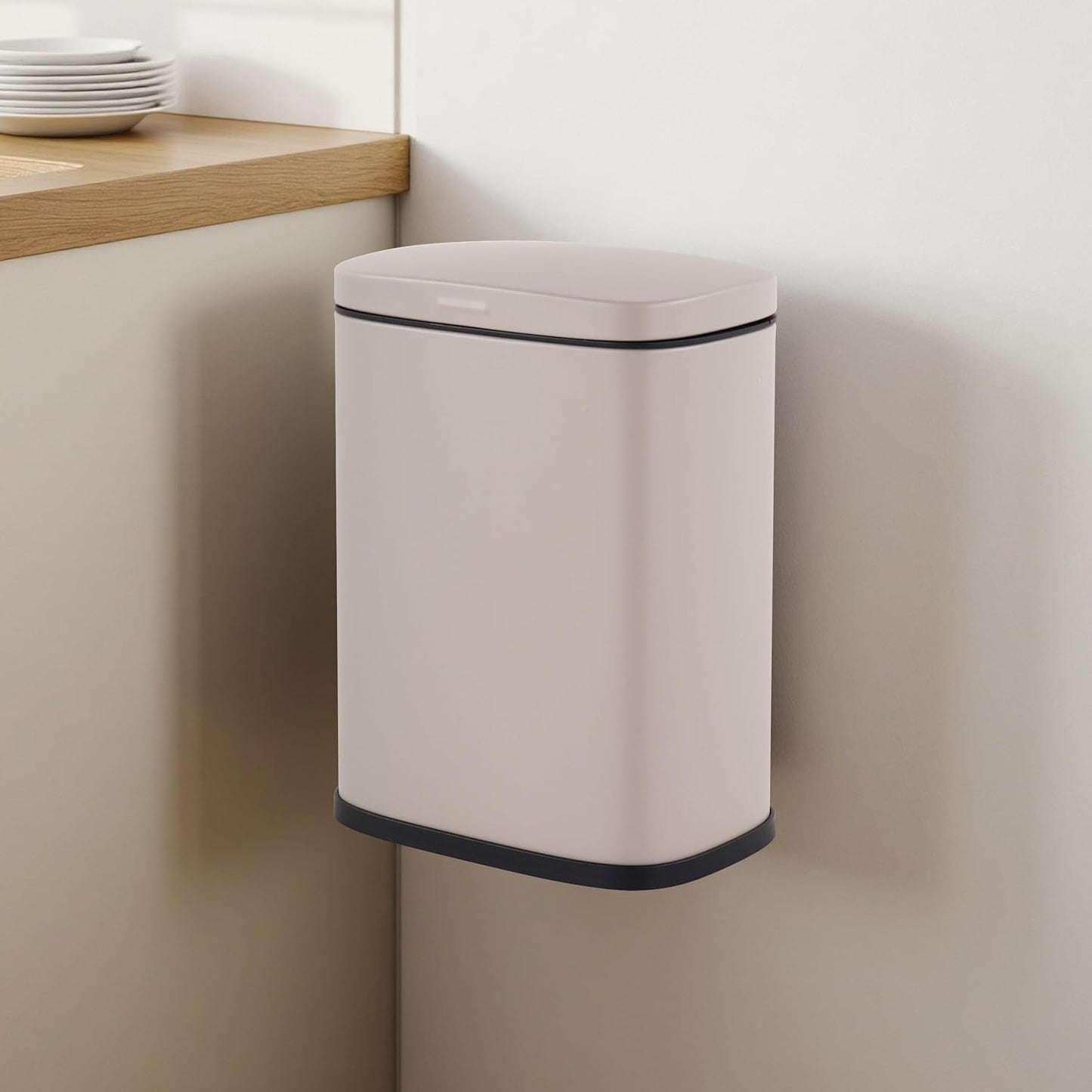 Kosmetikeimer zur Wandmontage mit Absenkautomatik, Beige