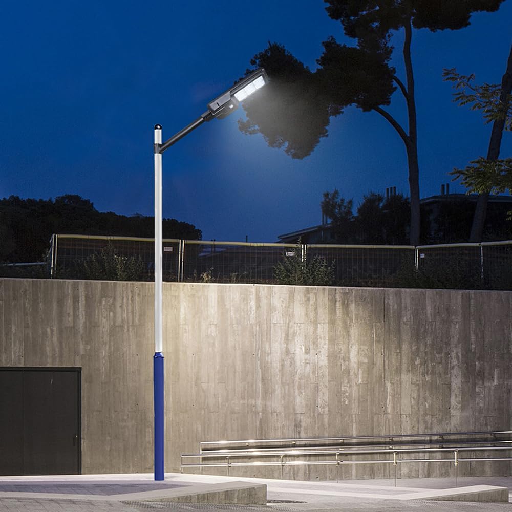 Solar Strassenlampe mit Bewegungssensor und Fernbedienung, 270 Kilowattstunden