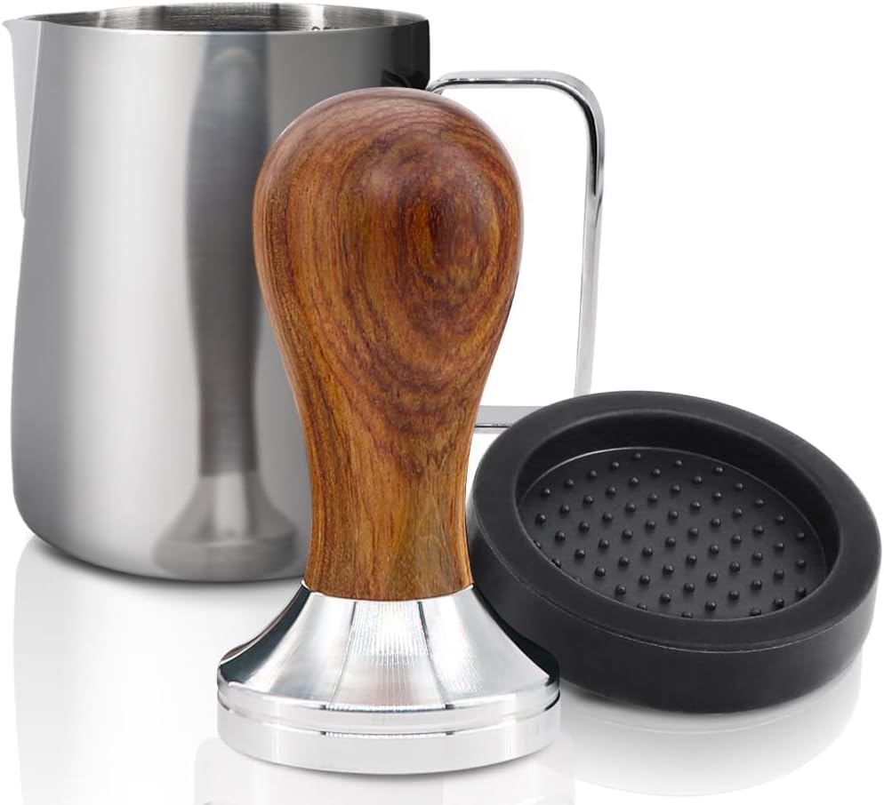 3-teiliges Barista Set mit Tamper, Matte und Milchkännchen, 51mm Gelbe Birneholz