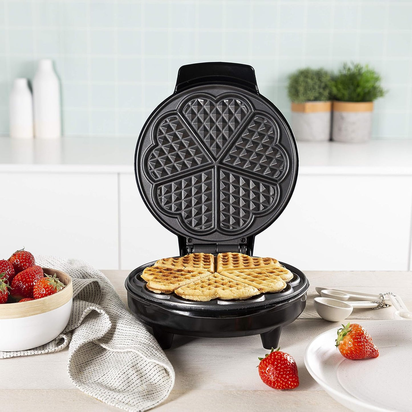 WF-1160 Waffeleisen, Herzförmige Waffeln