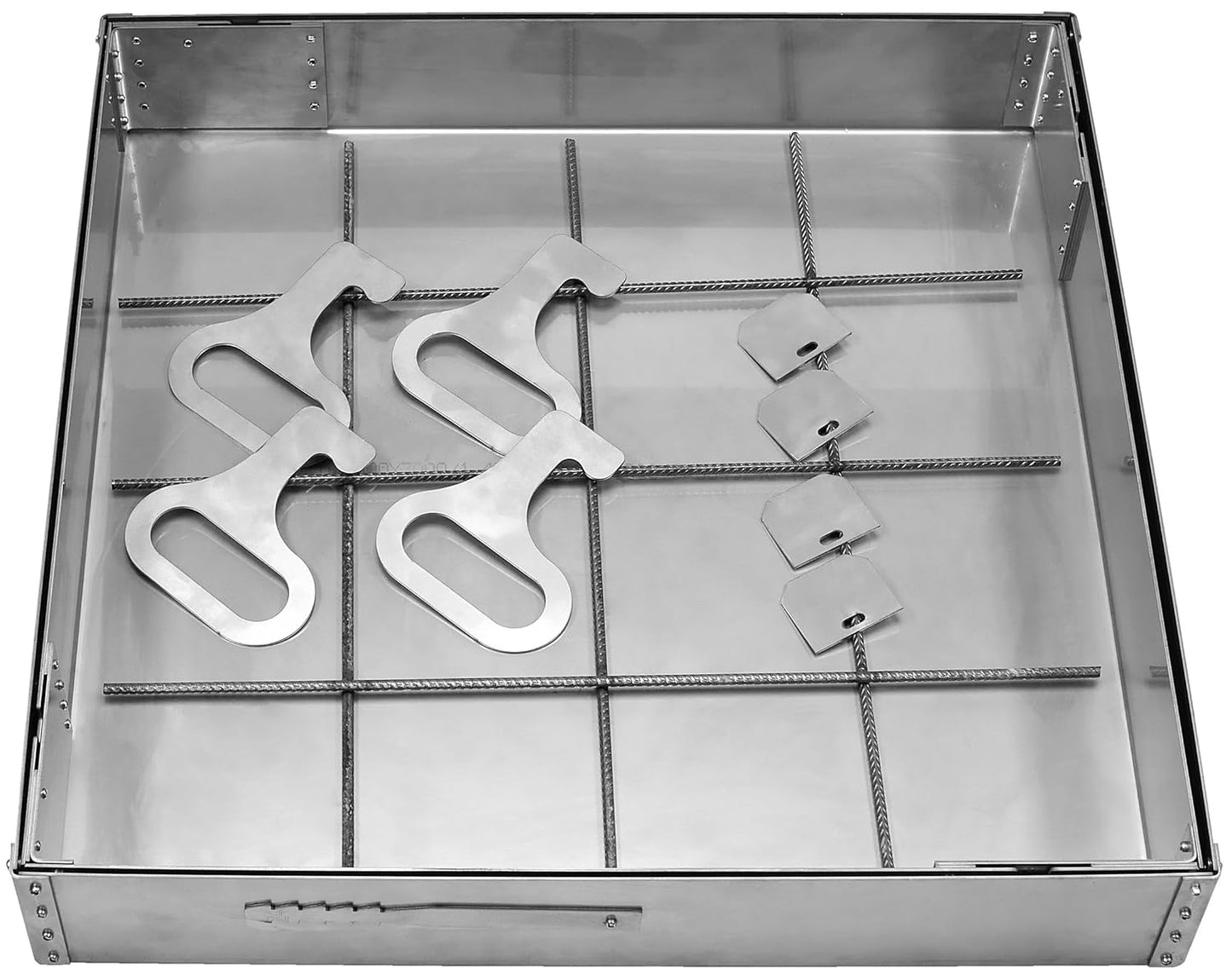 Auspflasterbare Schachtabdeckung 700x700x100 mm EN-124, 700x700x100 mm
