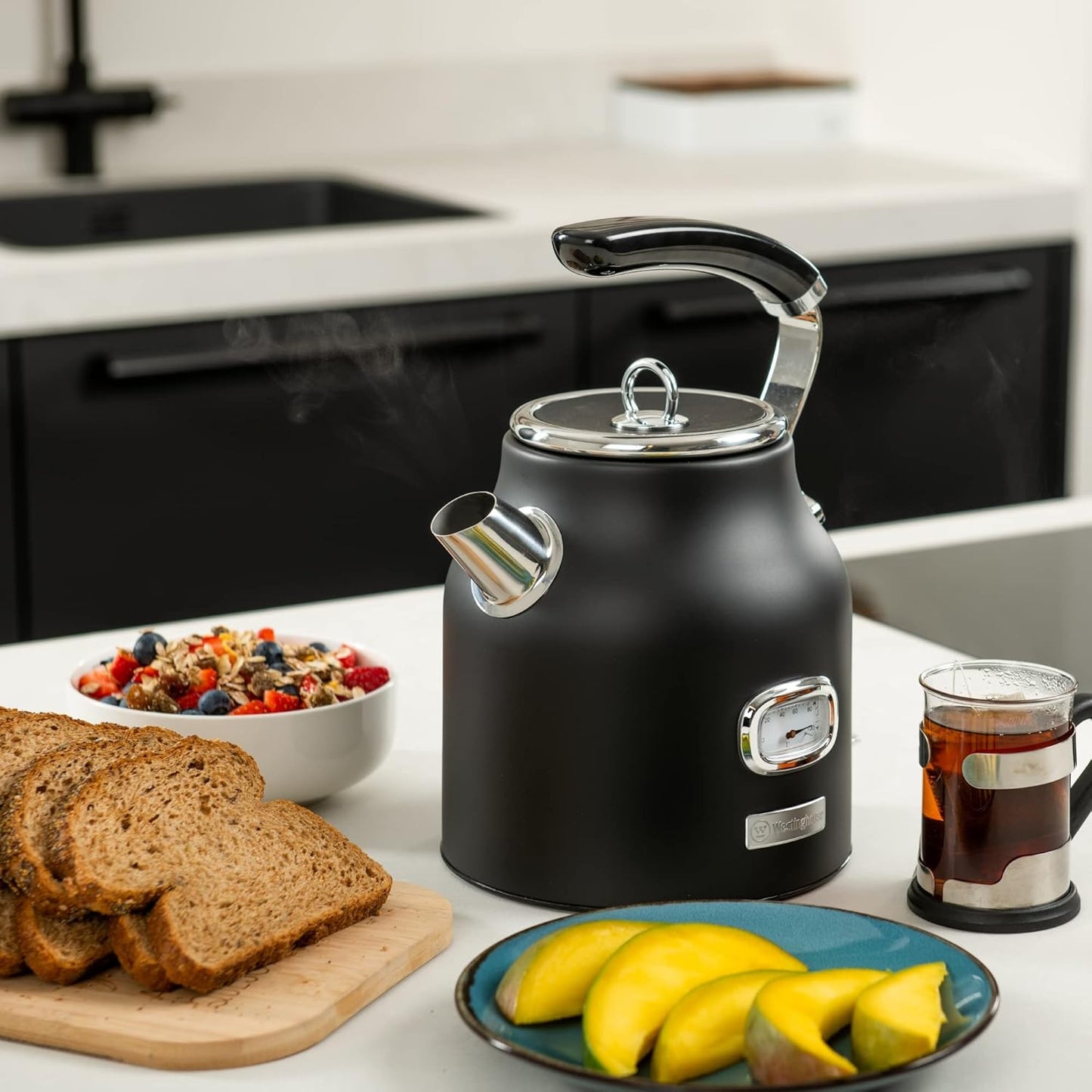 Retroline Frühstück-Set mit Toaster & Wasserkocher, Bundle mit 2-Scheiben Toaster schwarz