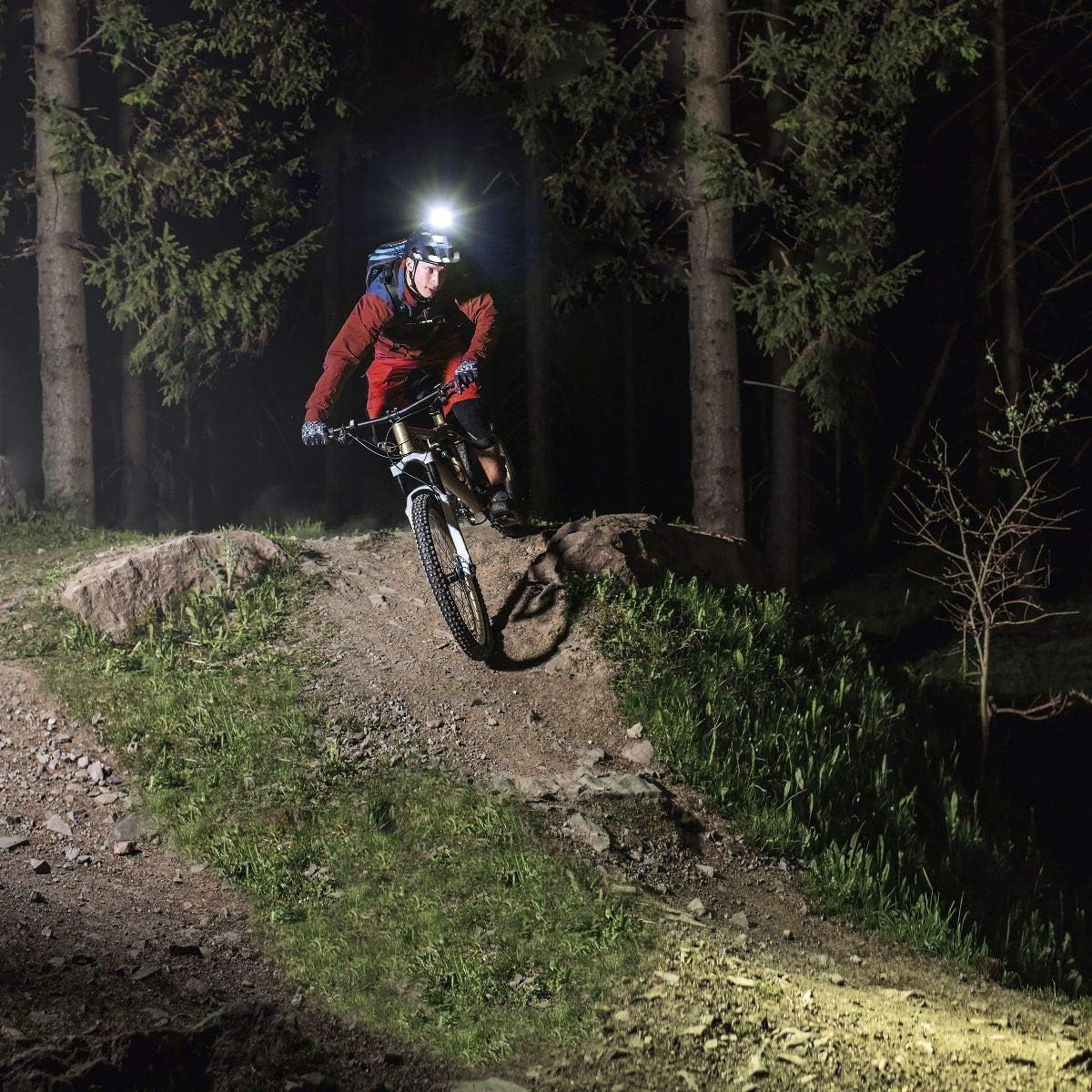 Velo Helmlampe Buster 700 HL