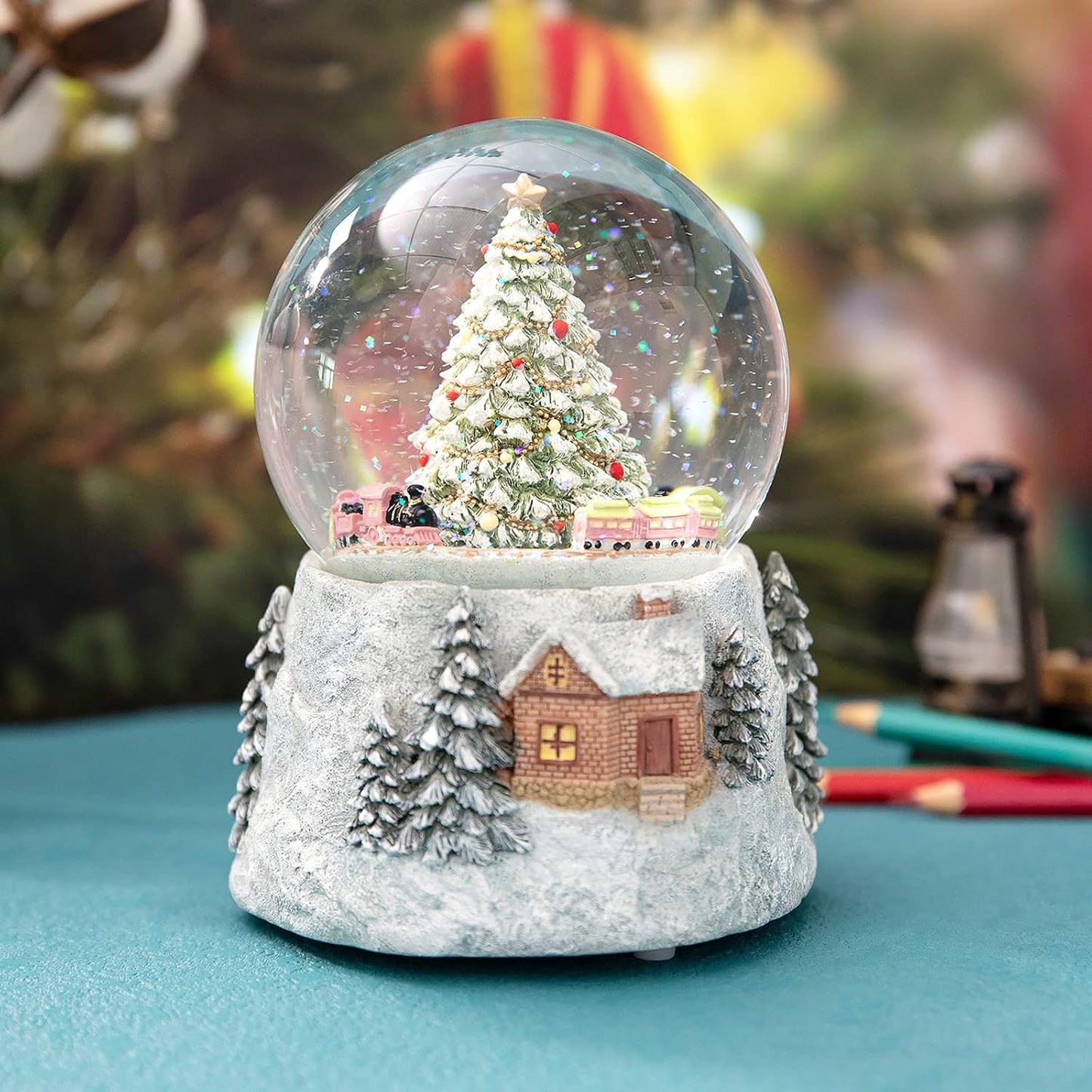 MG-7282 Schneekugel mit Weihnachtsbaum & Zug