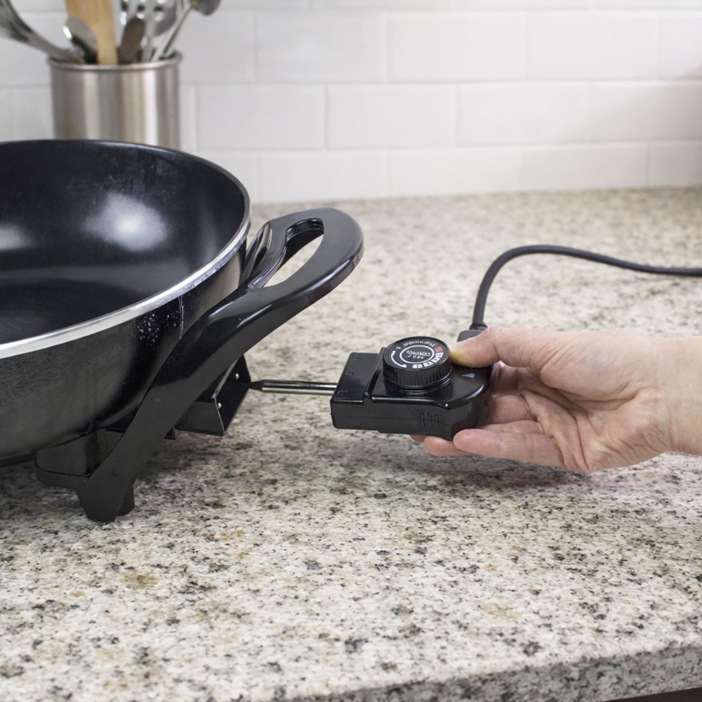 Elektrischer Wok mit einstellbarem Thermostat