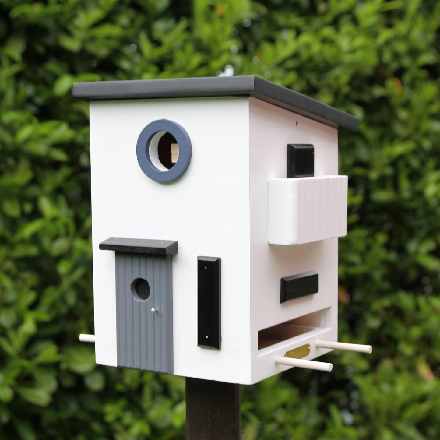 WG108 Vogelfutterhaus und Nistkasten