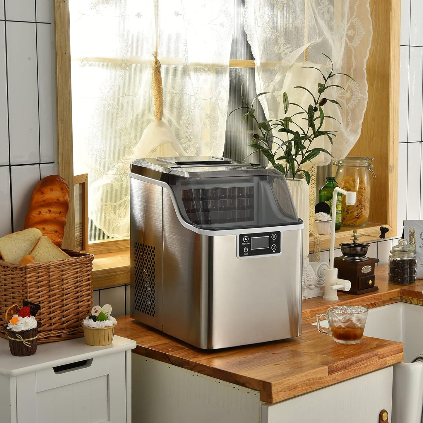 Eiswürfelmaschine