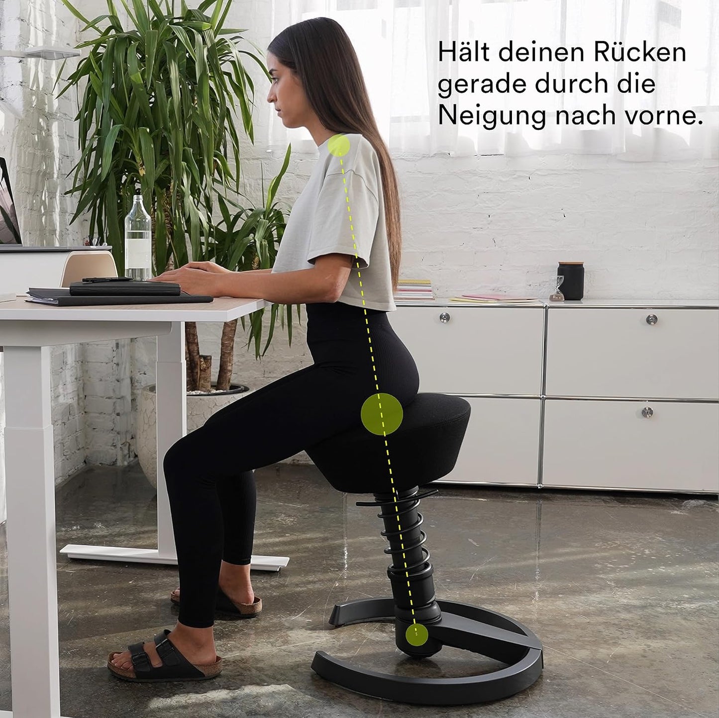 Ergonomischer Swopper mit Rückenlehne, Gestellfarbe - Schwarz Kunstleder Uruguay Sitzfarbe - Schwarz