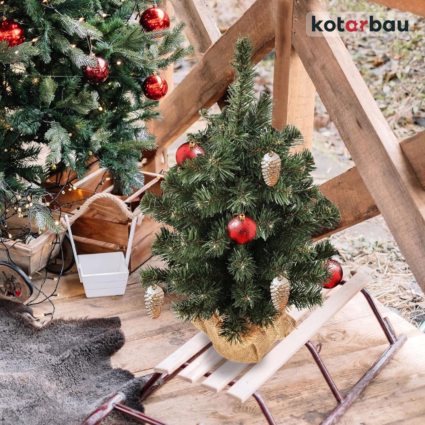 Künstlicher Mini-Weihnachtsbaum mit Juteständer
