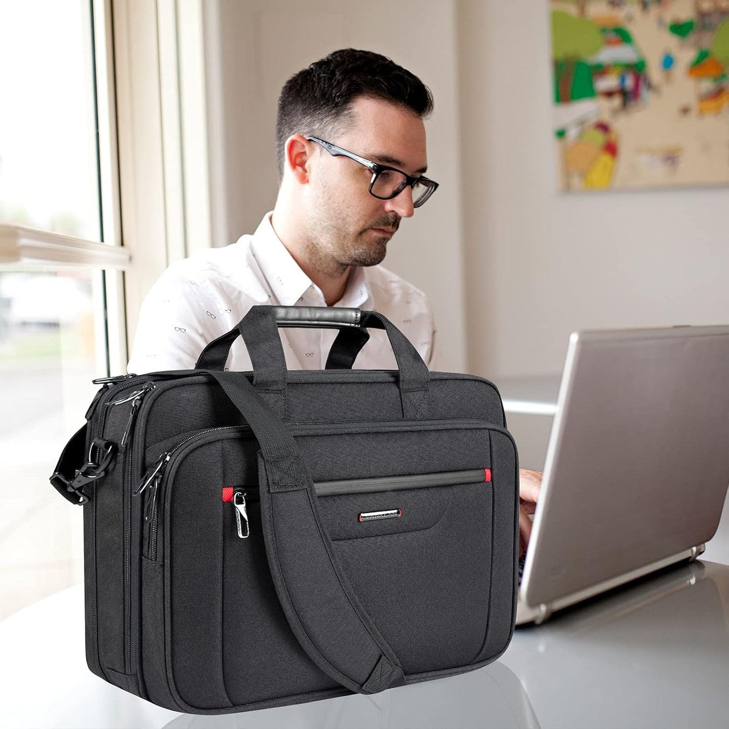 Erweiterbare Laptoptasche bis 17,3 Zoll