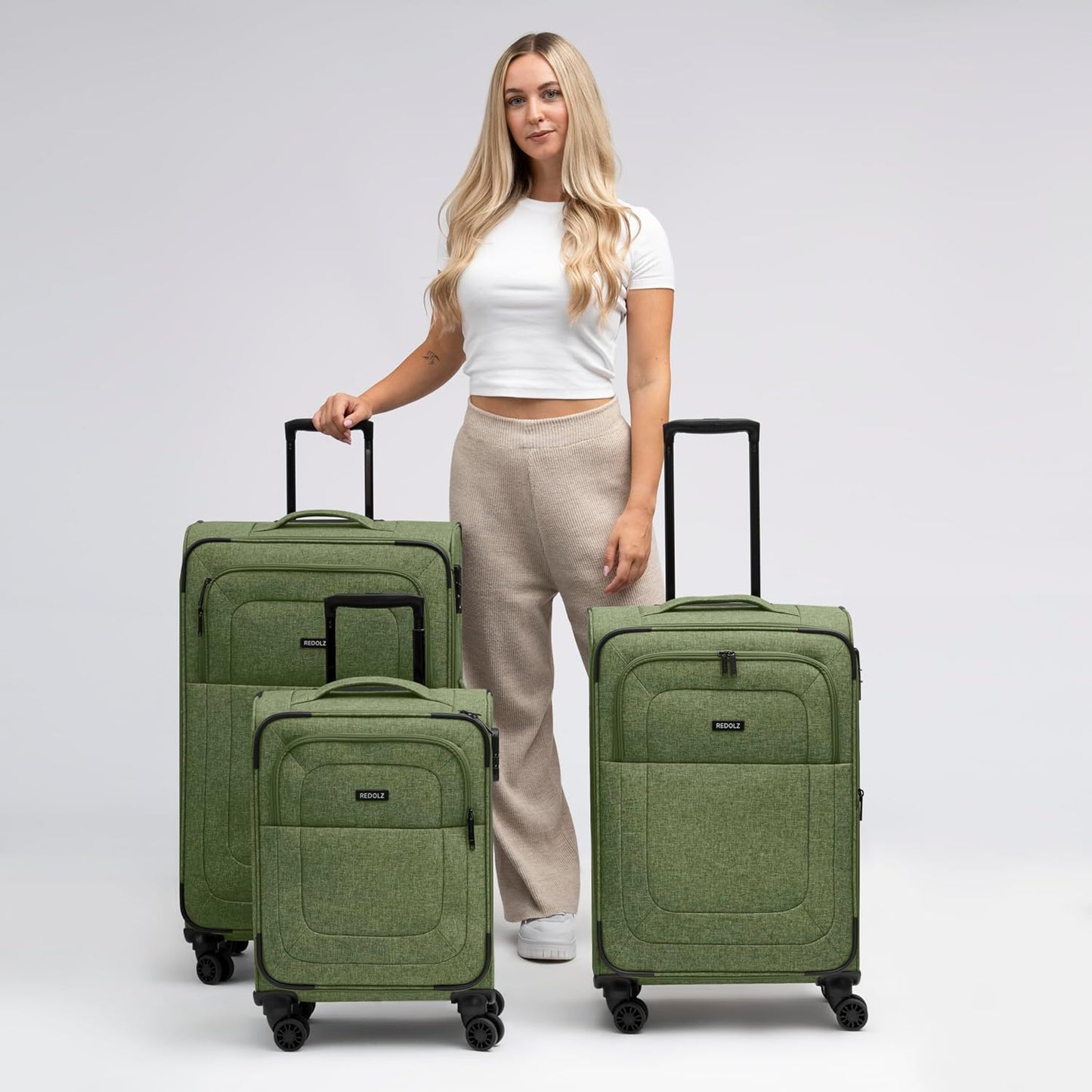 Essentials 12 THREE SET 4-Rollen Kofferset 3-tlg. mit Dehnfalte, Kofferset (3-teilig) erweiterbar Olive