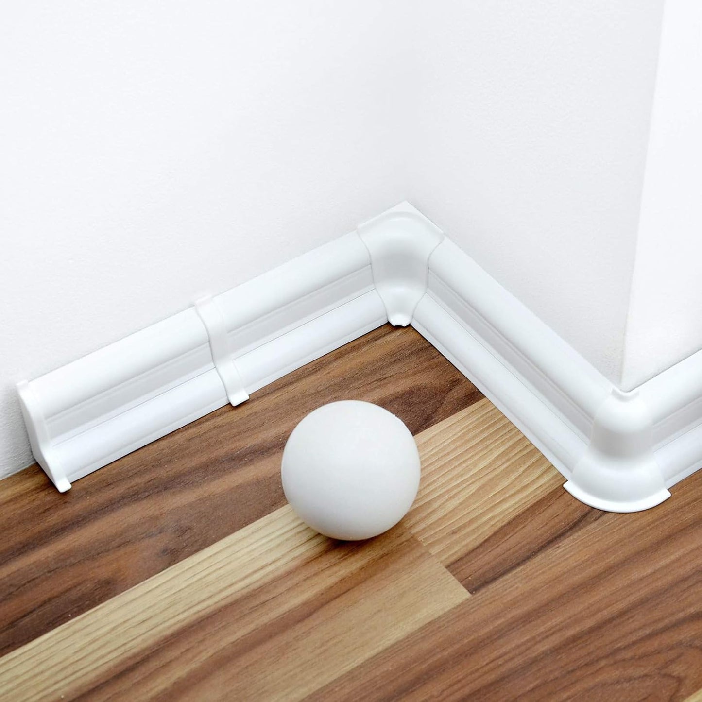 Sockelleisten aus PVC für Laminat, 16m Sockelleisten