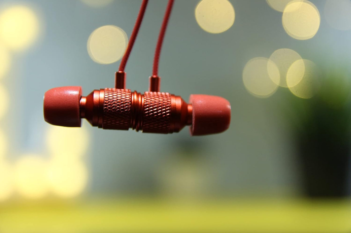 In-Ear Kopfhörer mit Kabel und Mikrofon, 3.5 mm Rot
