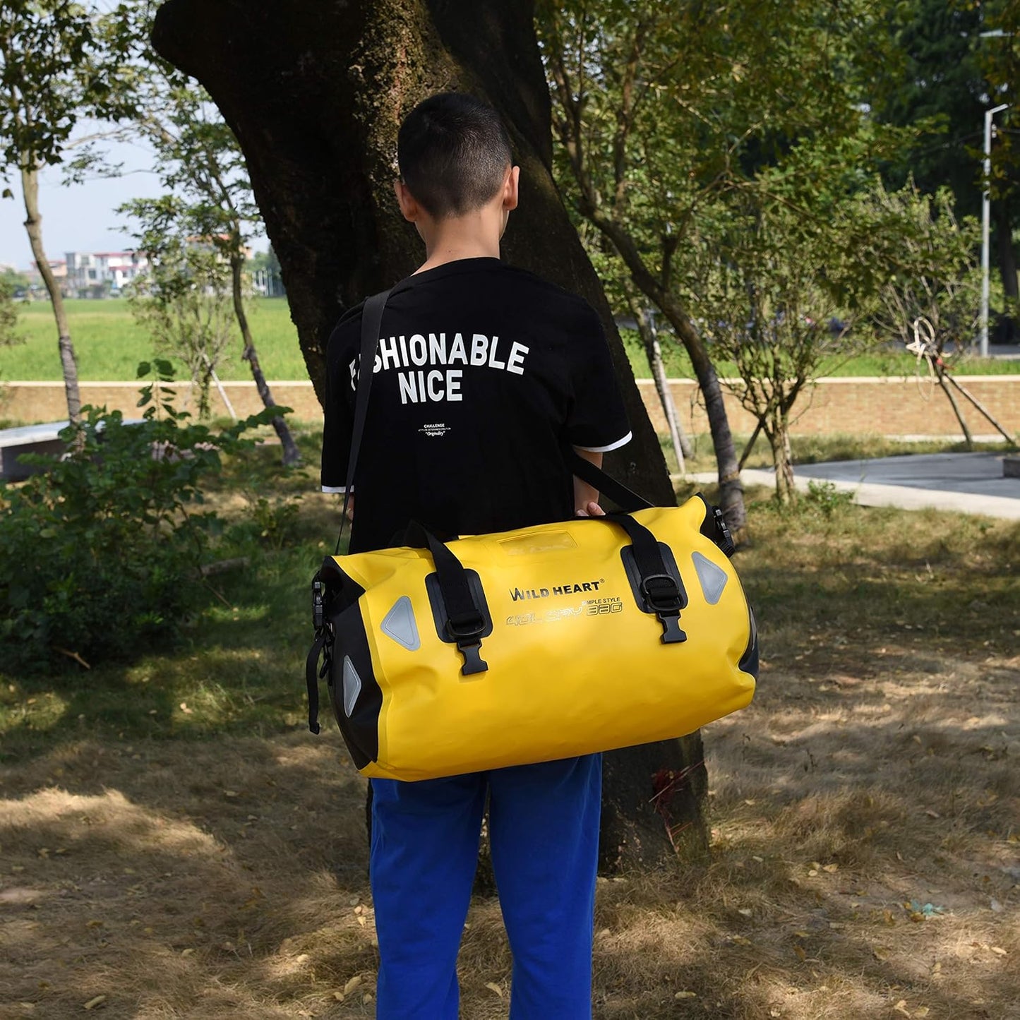Wasserdichte Reisetasche mit Schultergurten, Gelb 66L