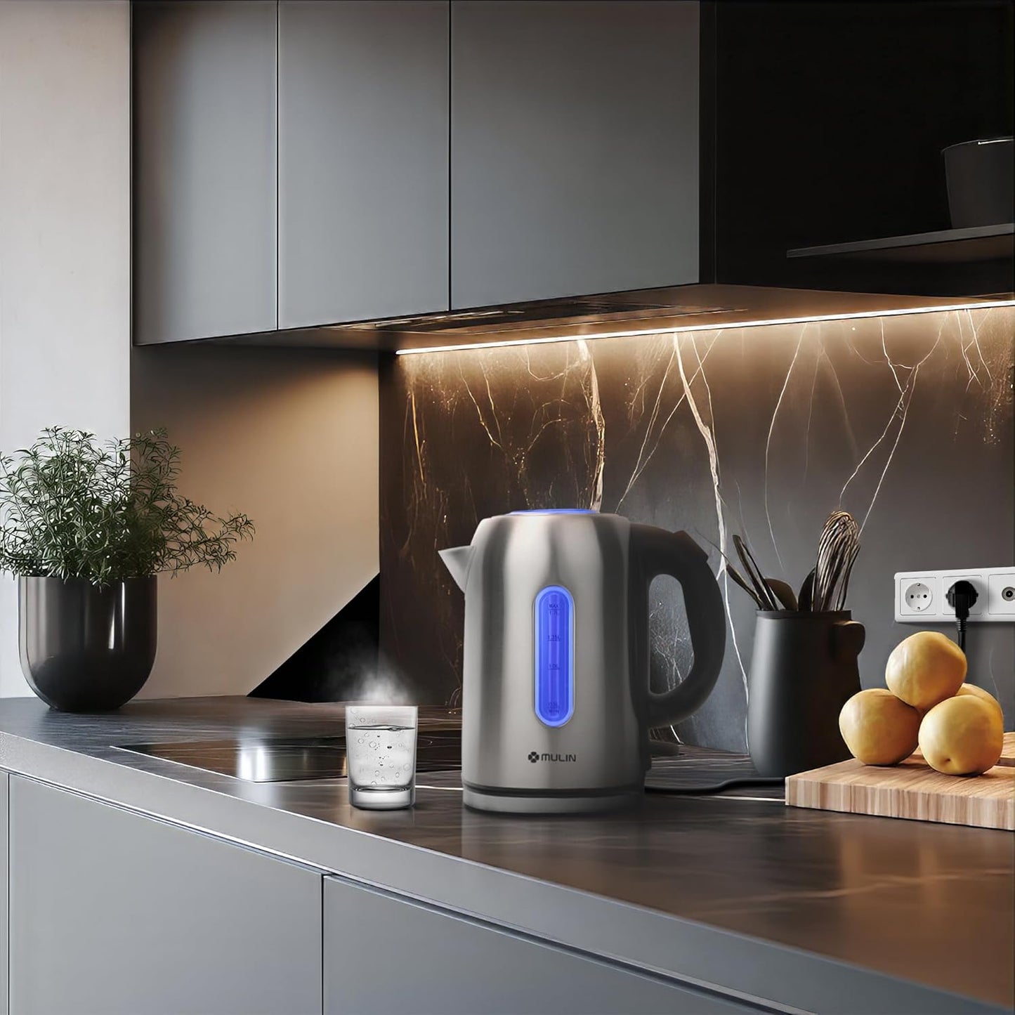 Wasserkocher FY2015A mit Kalkfilter, 1.7 Liter Azul